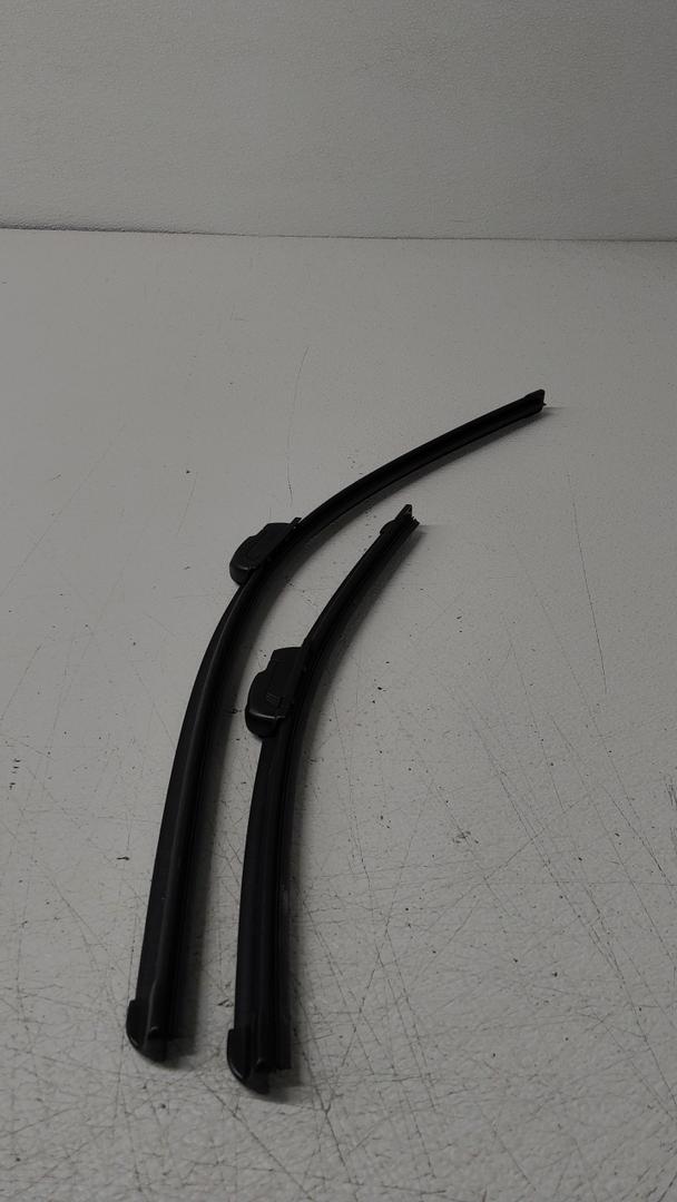 Windshield Wiper 26"/16" Motium