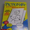 Mattel Games Pictionary Family Board Game for Kids, Adults and Game Night for 2 Teams with Erasable Markers, Boards and Sand Timer