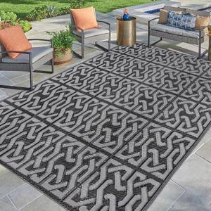 SAND MINE Reversible Mats, Plastic Straw Rug, Modern Area Rug, Large Floor Mat Rug for Outdoors, RV, Patio, Backyard, Deck, Picnic, Beach, Trailer, Camping (9' x 12', Black & Grey)