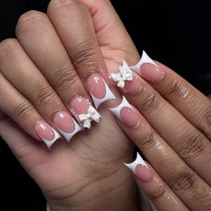 24Pcs Cute Duck Press on Nails Short Duck Fake Nails White French Tip False Nails with 3D Bow Pearl Design Acrylic Nails Press ons Reusable Nails Glossy Full Cover Artificial Nails for Women Girls