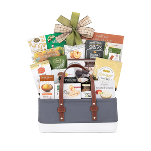 Wine Country Gift Baskets The Connoisseur Gourmet Gift Basket Food Gift Basket for Families College Students Appreciation Thank You Congratulations Get Well Soon Care Package, Best Before 2025 June 18 