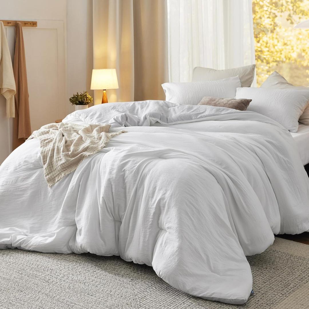 Bedsure Queen Size Comforter Set, Reversible White Soft Prewashed Bedding for All Seasons, 3 Pieces Warm Down Alternative Bed Set, 1 Lightweight Comforter (90"x90") and 2 Pillowcases (20"x26")