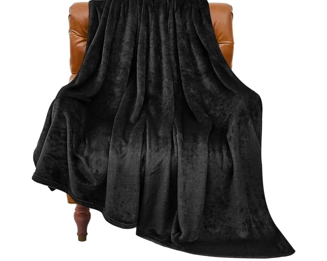 BEDELITE Fleece Blanket Black Throw Blankets for Couch & Bed, Luxury Plush Cozy Fuzzy Blanket 50x60 inches, Super Soft Warm Lightweight Throw Blanket for Travel Camping