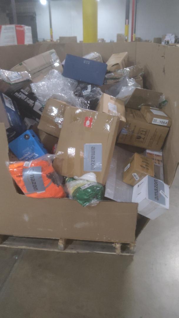 Pallet Of Salvage Items