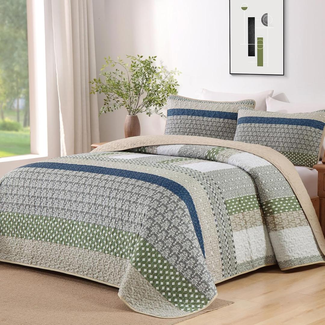 WONGS BEDDING Boho Quilt King Size, Bohemian Stripe Quilt Sets 3 Pieces Khaki Green Quilted Bedspread Set Lightweight Microfiber Coverlet Bedding Set All Season (104"x90")