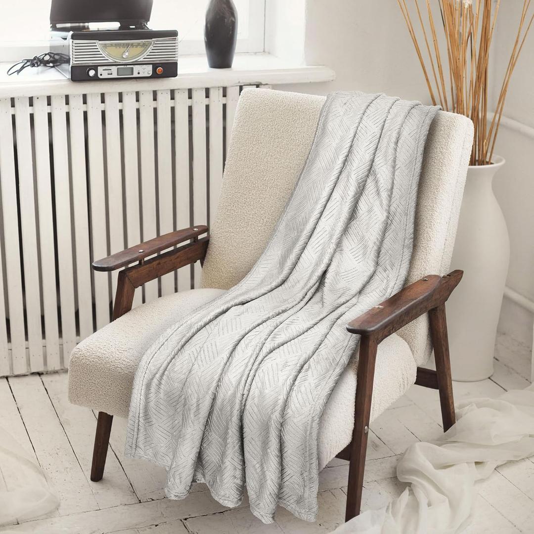 Premium Flannel Throw Blanket for Couch. Fleece Blanket for Bed. Plush Blanket. Super Soft, Fluffy, Fuzzy, Cozy Throw Blankets for Bed. Machine Washable Collection White Throw Blanket