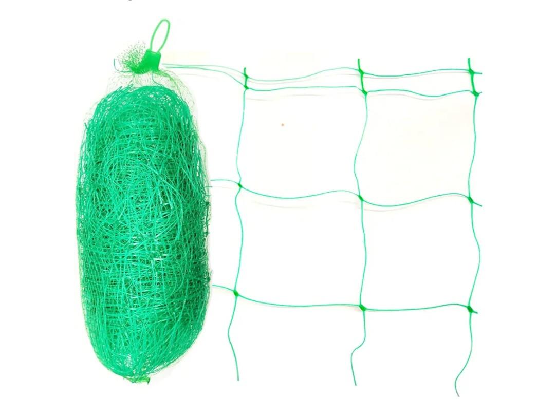 Green Trellis Netting 4x100 ft Heavy Duty Garden Netting Polypropylene Plant Support Net for Climbing Vegetables Fruits Flowers