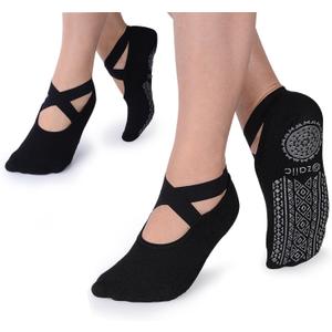 Ozaiic Yoga Socks for Women Non-Slip Grips & Straps, Ideal for Pilates, Pure Barre, Ballet, Dance, Barefoot Workout (One Size, Black-2 Pairs)