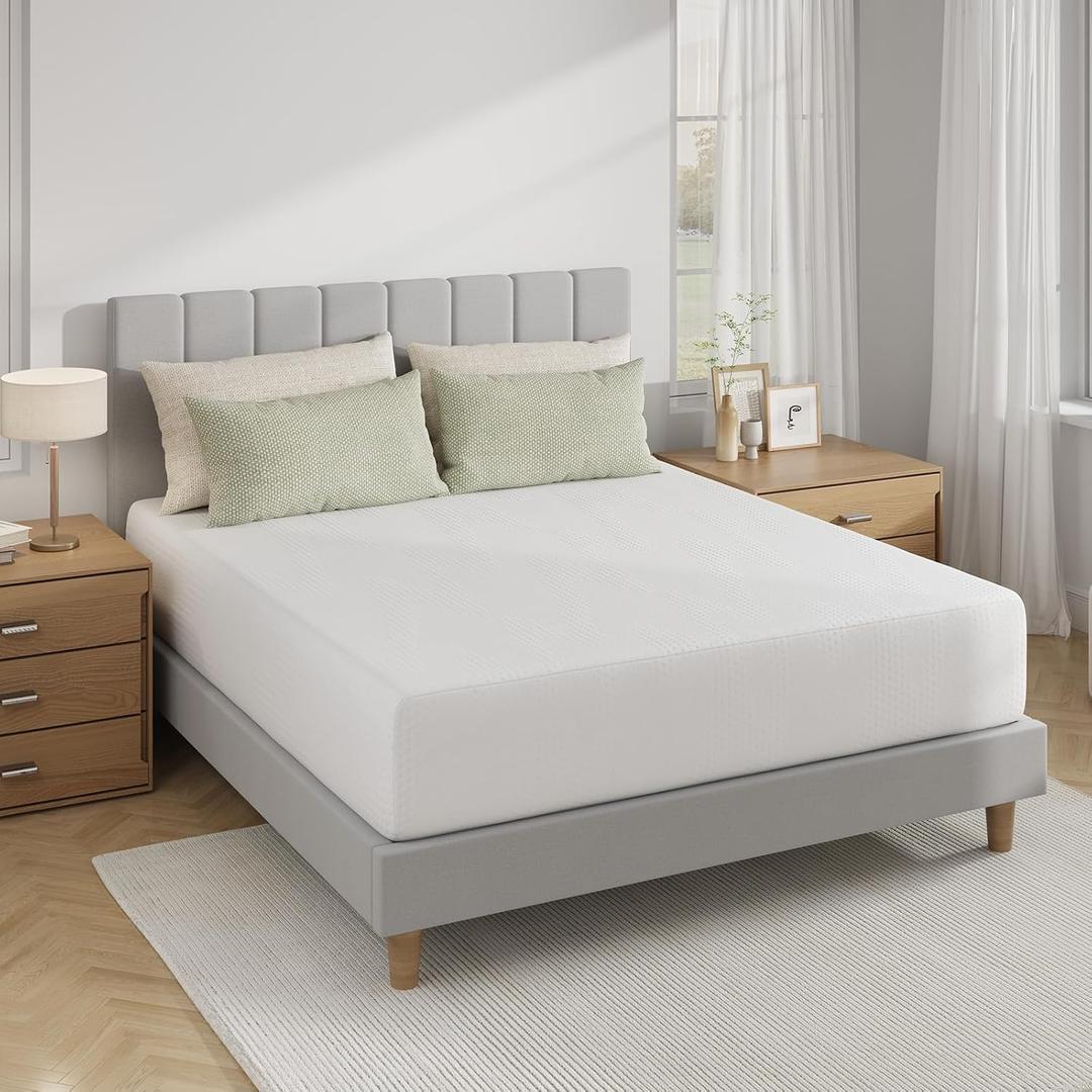 Novilla 12 Inch Queen Mattress in a Box, Gel Memory Foam Queen Size Bed Mattress for Cooling Night Sleep, Comfort Sleep & Pressure Relief, CertiPUR-US Certified,White