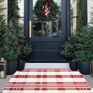 Christmas Door Mat Outdoor 27.5 x 43 Red and White Plaid Rug Christmas Decor Rug Cotton Hand-Woven Layered Door Mats Washable Carpet for Front Porch, Kitchen, Farmhouse, Entryway (27.5 x 43)