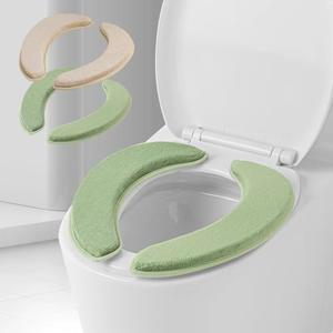 2 Sets Soft Flannel Toilet Seat Cover with Memory Foam, Non Slip Thicker Warmer Washable Bathroom Toilet Seat Cushion, Easy-Install Self-Adhesive Reusable Toilet Lid Seat Cover Pads (Green,Beige)