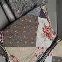 HoneiLife Queen Size Quilt Set - 3 Pieces - Grey Border Microfiber Bedding Set - Lightweight, Reversible Coverlets, Floral Bedding - All Season Quilts | Bedding Set, All Season, Lightweight, Reversible, Quilts, Coverlets, Bedding