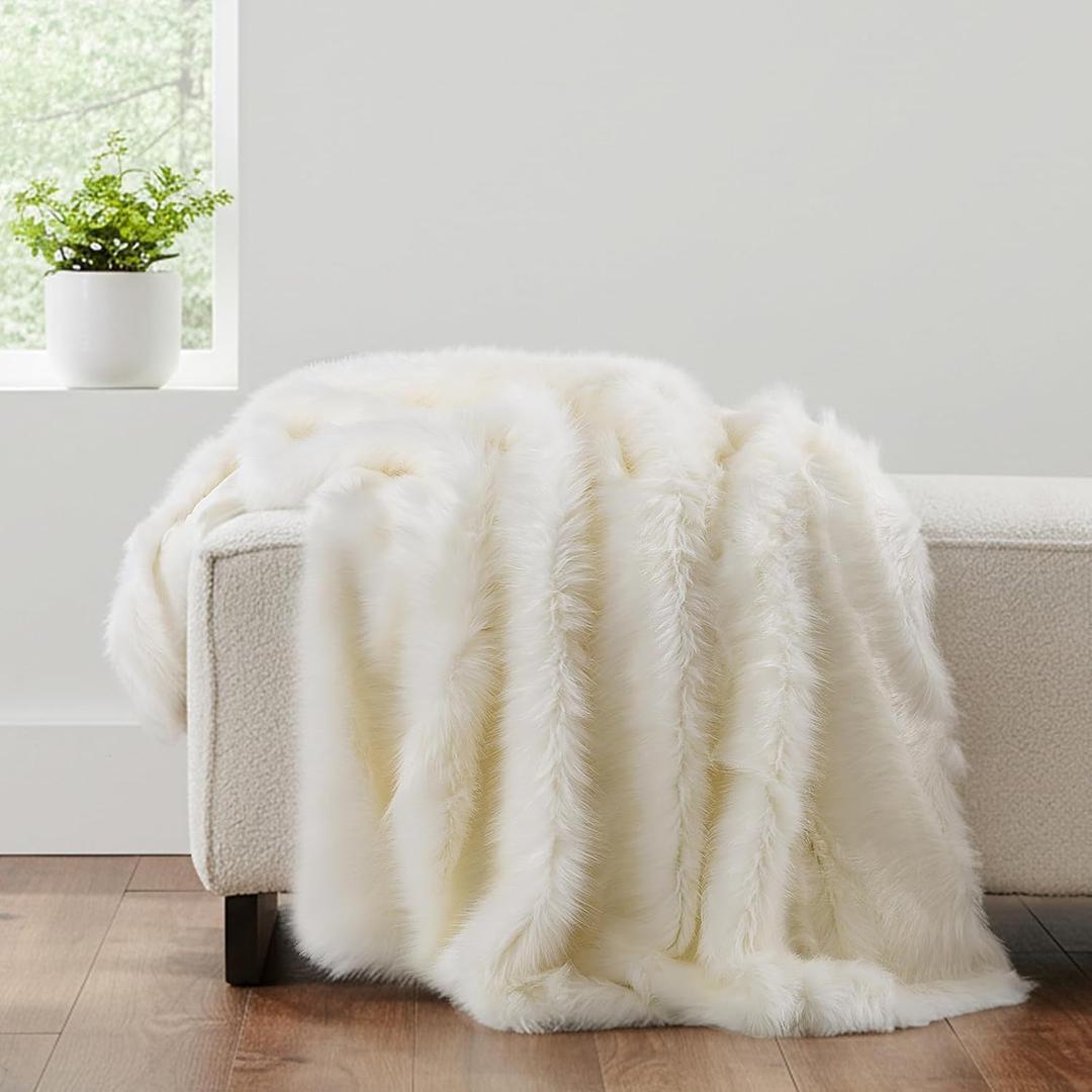HORIMOTE HOME Luxury Plush Faux Fur Blanket, Long Pile White Throw Blanket, Super Warm, Soft, Cozy Faux Fur Throws for Couch Bed Sofa, Aesthetic Home Room Decor Throw, 60" x 80" (Cream)