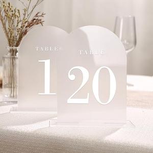 UNIQOOO Frosted Arch Wedding Table Numbers with Stands 1-20, 5x7" Acrylic Display Signs and Holders, Pack of 20, Perfect for Centerpiece, Reception, Decoration, Party, Anniversary, Event, White Font 1-20