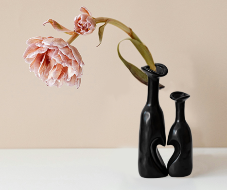 Heart Shaped Small Ceramic Vases Set of 2 Home Decor Boho Vase Modern Matte Flower Vase Minimalist Decorative Vase for Wedding Gift Dining Coffee Table Book Shelf Office Dcor (Black Black)