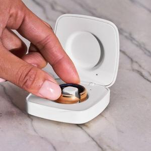 Wireless Charging Case Smart Ring Charger, 2000mAh Portable Travel Charger Station Fits All-Sized Ring Gen 4, 30-Day Runtime 