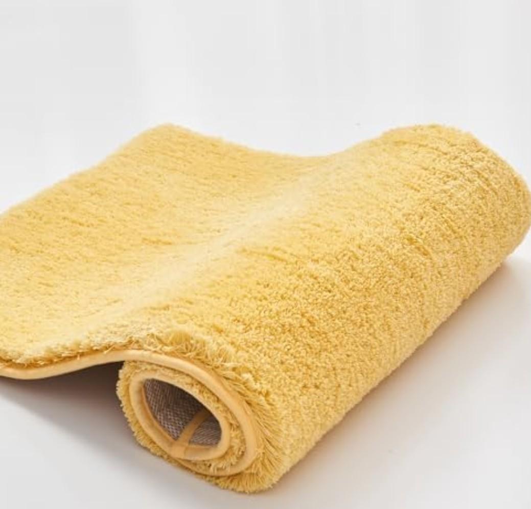 CozeCube Upgraded Shaggy Bath mat for Bathroom Non Slip 36" X 24", Super Soft Quick Dry Bath Rugs, Fluffy Plush Bathroom Rugs Machine Washable, Bright Yellow