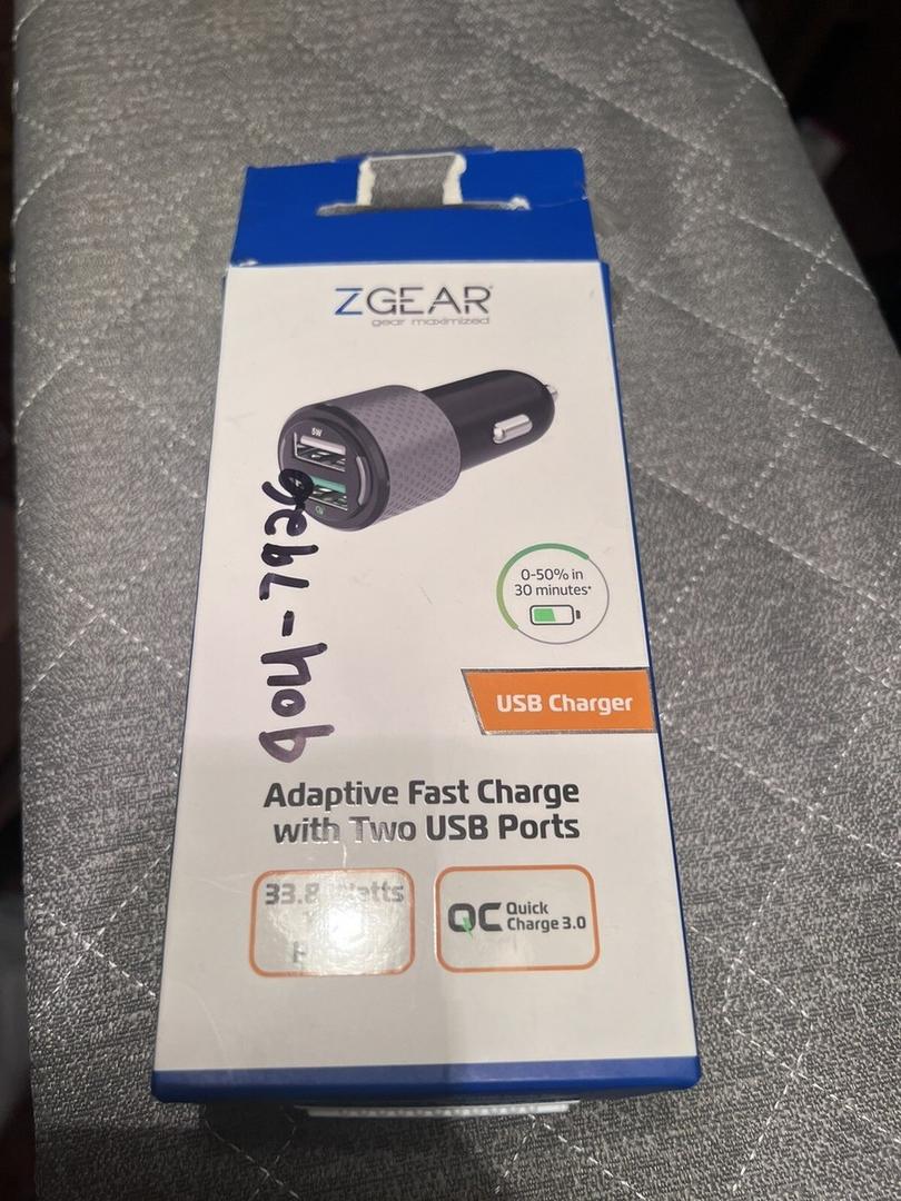 Adaptive Fast Charge With Two USB Ports
