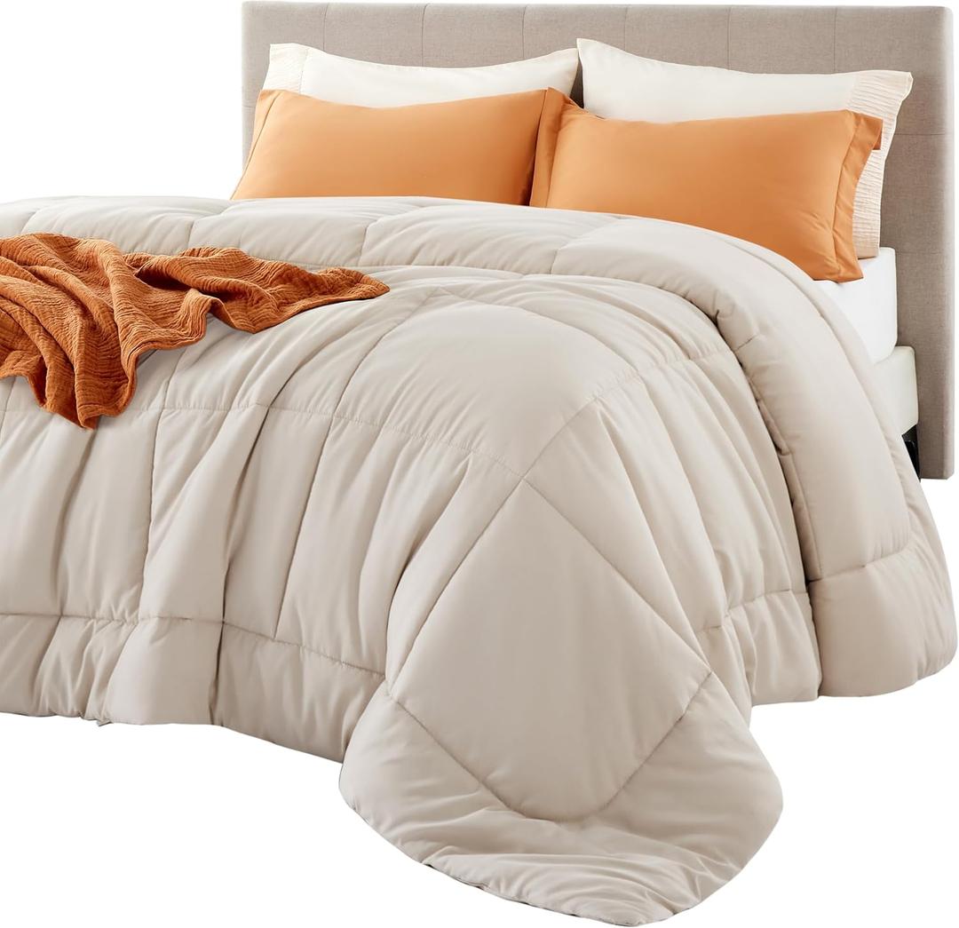 Bedsure Comforter Duvet Insert - Quilted Comforters King Size, All Season Duvet, GentleSoft Down Alternative Bedding, with 8 Tabs, Gifts for Women/Men, Linen, King 90 x 102 Inches