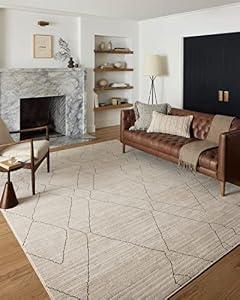 Loloi Darby Sand/ Charcoal 2'-7" x 4' Accent Rug