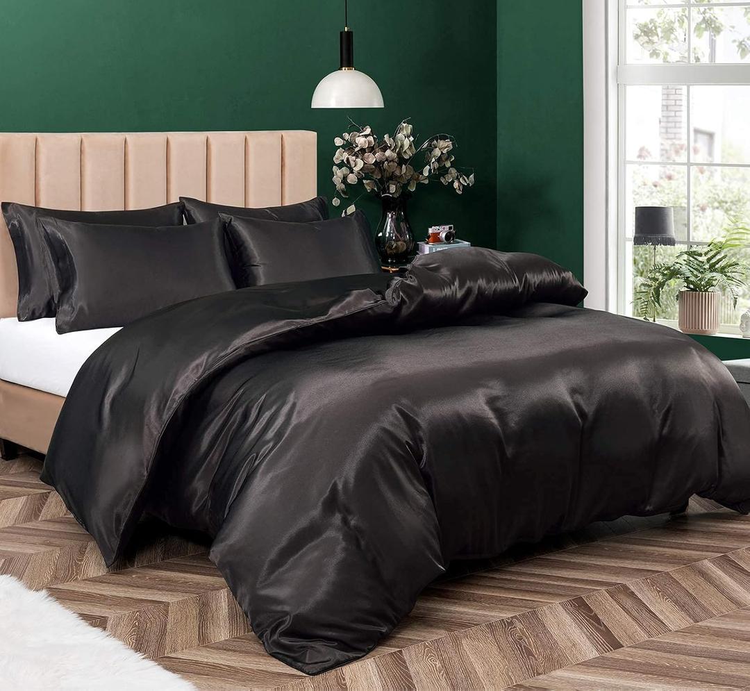 P Pothuiny 5 Pieces Satin Duvet Cover King Size Set, Luxury Silky Like Black Duvet Cover Bedding Set with Zipper Closure, 1 Duvet Cover + 4 Pillow Cases (No Comforter)