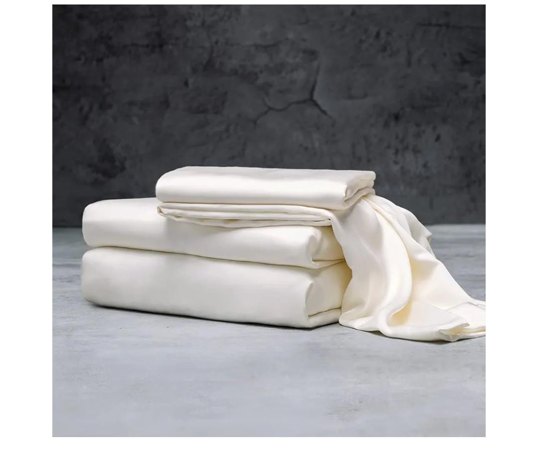 LUXOME Luxury Sheet Set | 100% Rayon (Viscose) from Bamboo | King Size - Ivory | Deep Pockets | 4-Piece Set (Fitted, Flat, 2 Pillowcases)