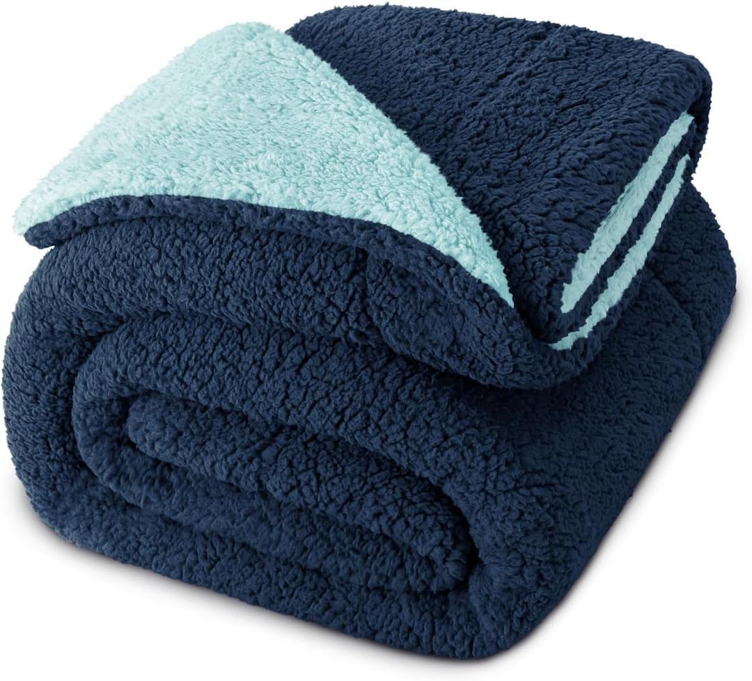 Exclusivo Mezcla Reversible Queen Size Sherpa Blanket, Thick and Warm Fleece Blankets for Winter, Soft Plush Fluffy for Bed, 90x90 Inches, Navy/Light Blue