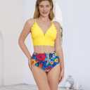 Family Matching Solid Scallop Trim Strappy Two-Piece Swimsuit and Allover Floral Print Swim Trunks Shorts (M)