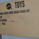 Hot Wheels Track Set with 1:64 Scale Toy Car, 4 Intersections for Crashing, Powered by a Motorized Booster, Criss-Cross Crash Track, Medium