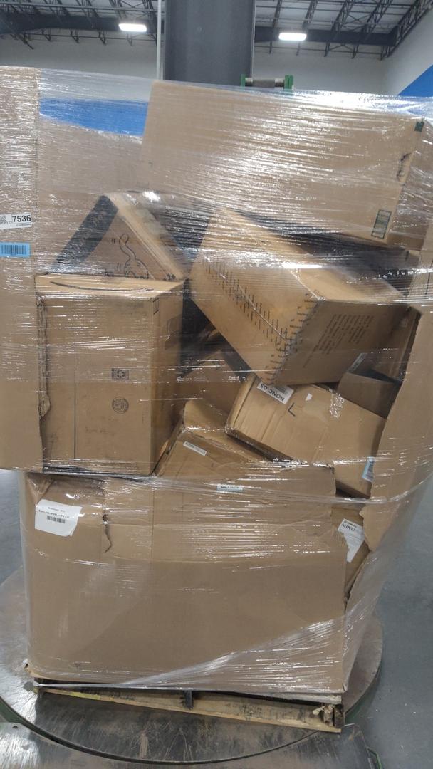 Pallet of Salvage Items