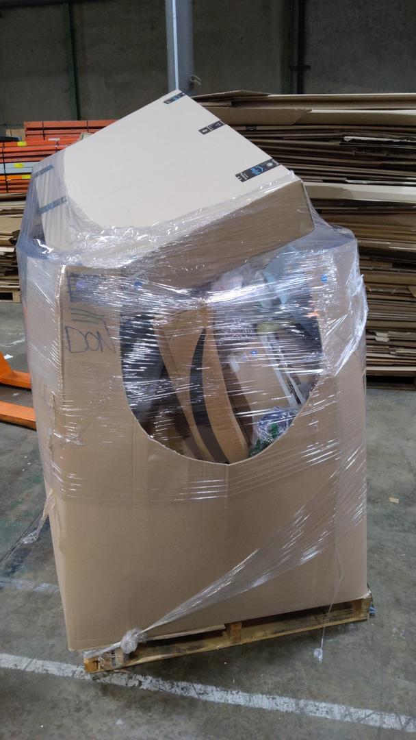 Pallet Of Salvage Items