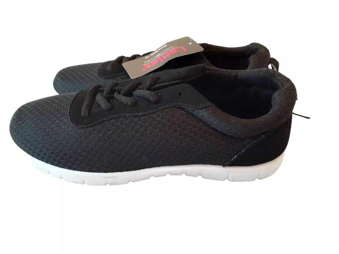 Bobbiebrooks Black Athletic Tennis Shoes Women's, Size 10