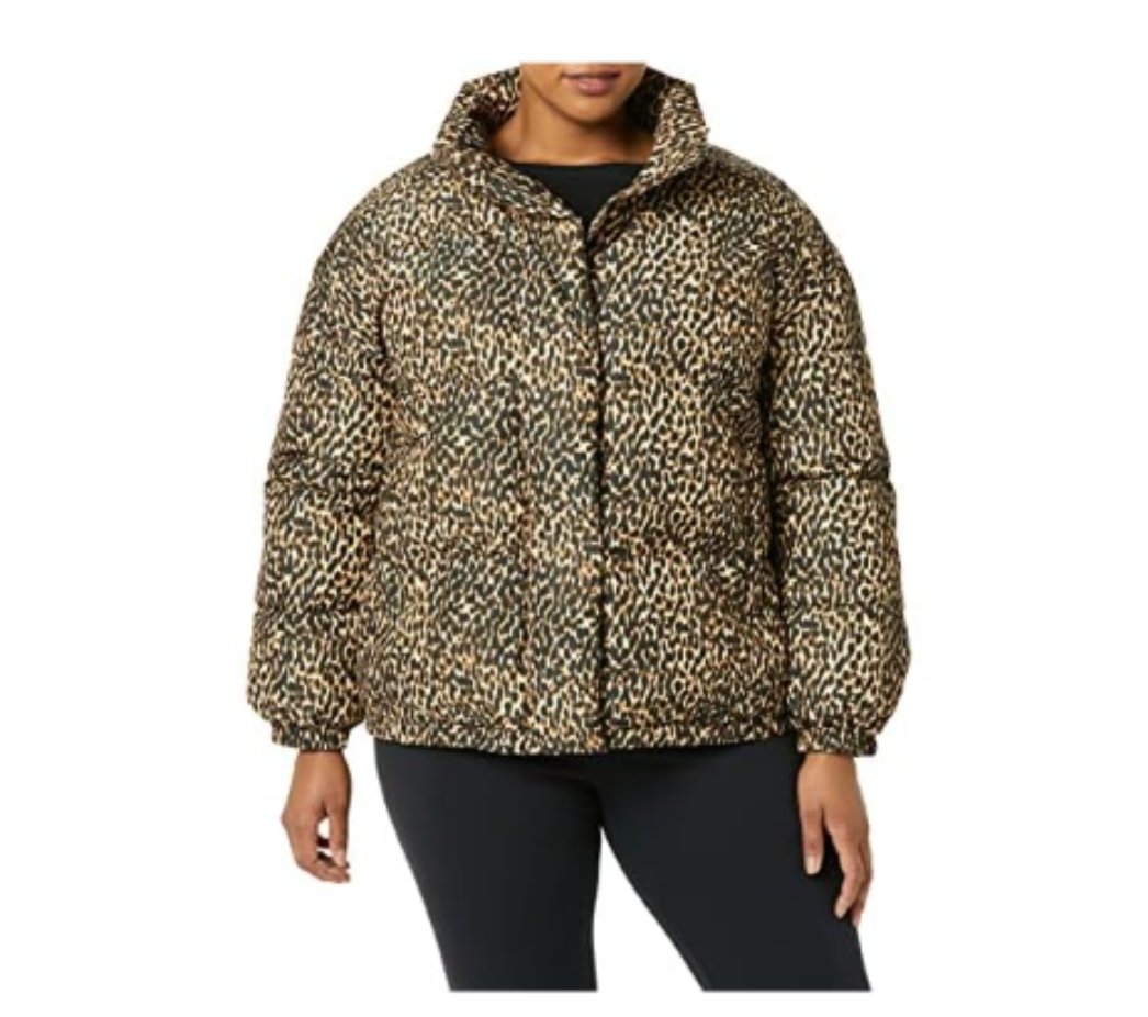 Amazon Essentials Women's Relaxed-Fit Mock-Neck Short Puffer Jacket, Size 4X