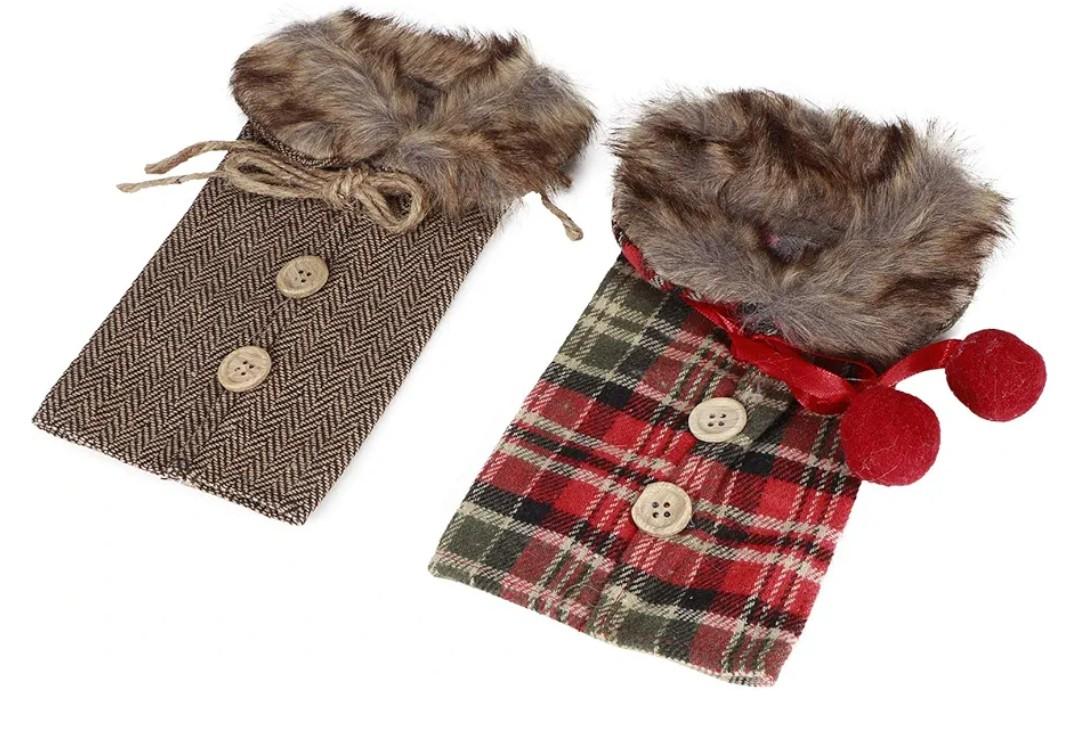 Wine Bottle Cover,2Pcs Christmas Cloth Wine Bottle Cover Drinkware for Xmas Party Decorations Ornament (fur collar)