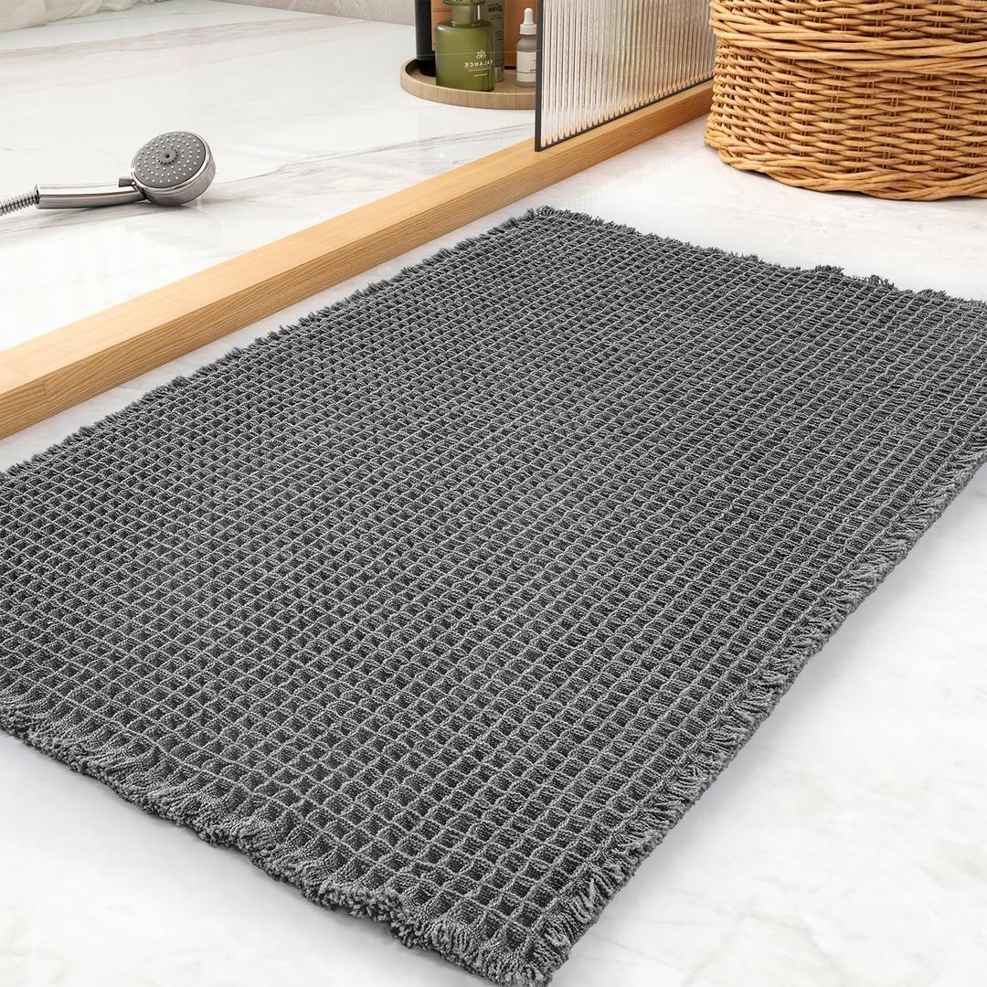 tchdio Waffle Bath Mat Rug, Super Absorbent Non Slip Bath Mats for Bathroom Mat Ultra Soft Bathmat Machine Washable Bathroom Rugs with Tassels, Bath Rugs Beside Tub, 17" x 24" (Dark Grey)