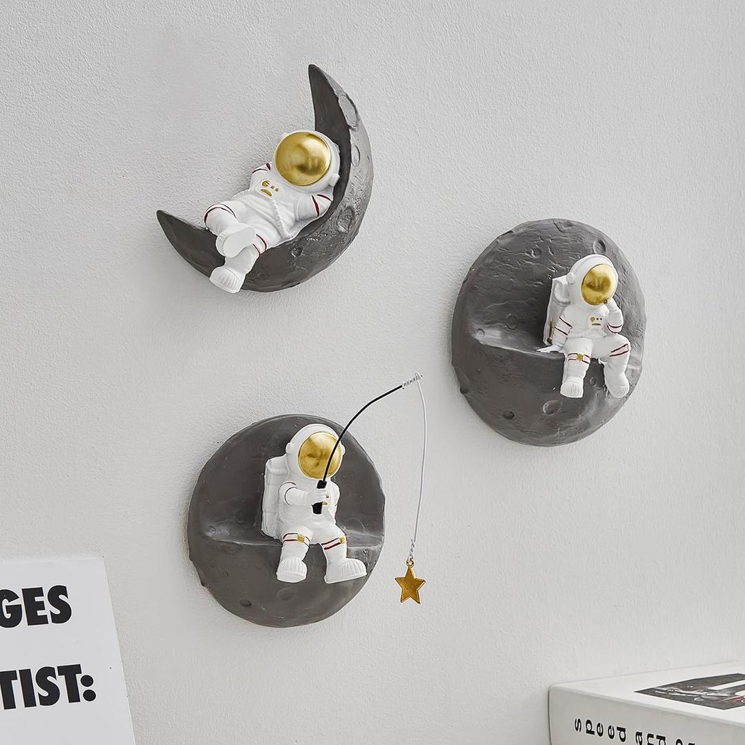 Astronauts Wall Decor Set of 3, Modern Home Wall Sculptures Decoration, 3D Cute Space Theme Room Wall Decor for Kids Room, Outer Space Wall Decorations for Boys Room Bedroom Playroom Decor