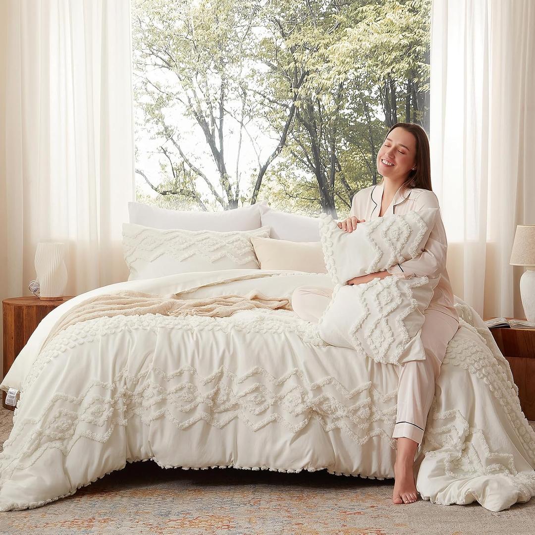 Luxudecor Boho Tufted Comforter Set King Size 3 Pieces White Shabby Chic Comforter Farmhouse Embroidery Bed Set Soft Comforter for All Seasons (White, 104''x90'')