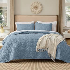 Bedsure King Size Quilt, Lucky Star Quilting Comforter Set Dusty Blue