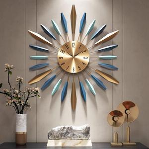YISITEONE Large Wall Clock Metal Decorative, Mid Century Silent Non-Ticking Big Clocks, Modern Home Decorations for Living Room,Bedroom,Dining Room, Office, 22 inch (Medium)