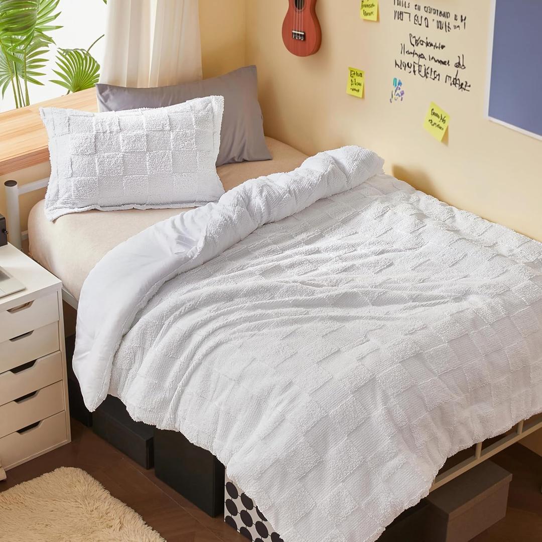 Joiedomi Tufted Twin Comforter Set, 2 Pieces White Boho Twin Bedding Set with 1 Plaid Geometric Comforter and 1 Pillow Sham, Checkered Bed in a Bag for All Seasons
