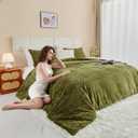 Oversized King Comforter 128x120, 3 Pieces Luxurious Velvet Extra Large King Quilt Striped Bedspread Coverlet Bedding Set with 2 Pillow Shams 20x36 Ultra Soft Duvet Insert for All Season, Oliver Green