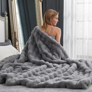 Cozy Bliss Faux Fur Throw Blanket for Couch, Fuzzy Soft Plush Thick Bubble Blanket for Sofa Bedroom Living Room, 60 * 80 Inches Light Grey, Twin