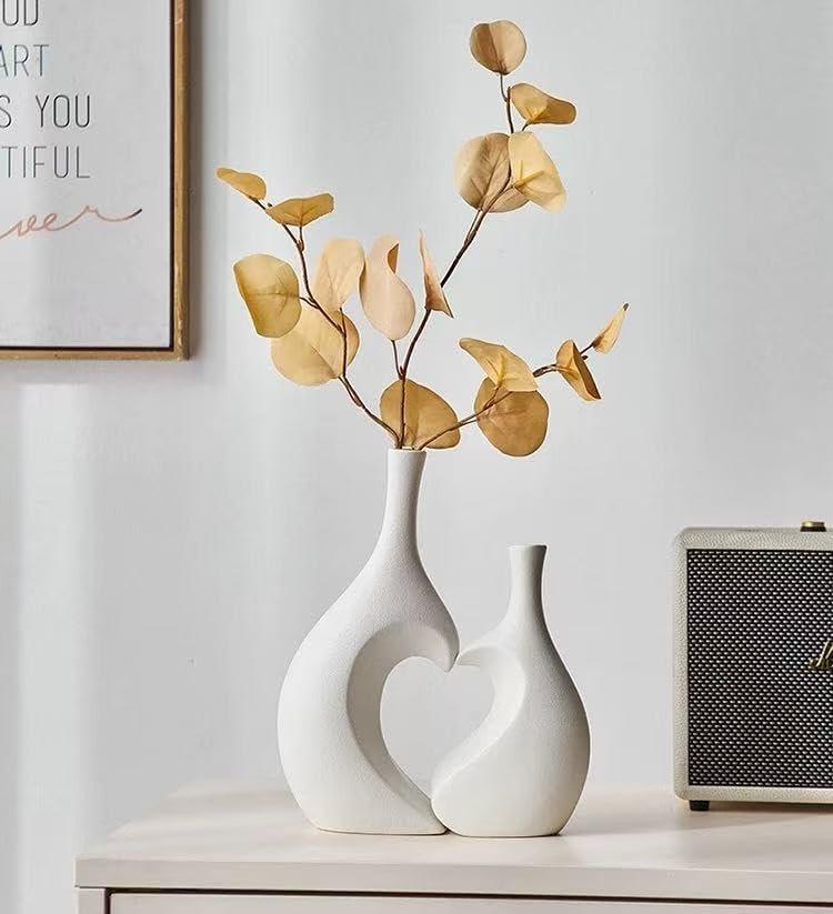 White Vases for Decor, Heart Shaped Ceramic Vase Set of 2, Minimalist Decorative Vase for Table Centerpiece Wedding Dining Living Room Office House Decoration Aesthetic Flower Vase Wedding Decor