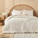 Litanika Oversized King Size Comforter Set Beige, 3 Piece Boho Tufted Bedding, Fluffy Farmhouse Bed Set for All Season with 2 Leaf Pattern Pillowcases120x98In