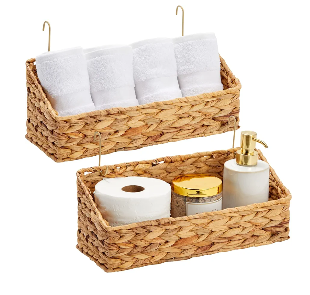 Farmlyn Creek 2 Pack Wall Mounted Hyacinth Storage Baskets with Hooks for Laundry Room, Nursery (15 x 6 x 6 Inches)