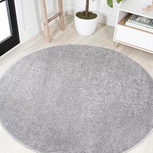 JONATHAN Y Haze Solid Low-Pile Gray 4' Round Indoor Area Rug, Coastal,Bohemian,Minimalist,Classic, Easy-Cleaning for Living Room,Bedroom,Kitchen,Pet Friendly,Non-Shedding (SEU100A-4R)