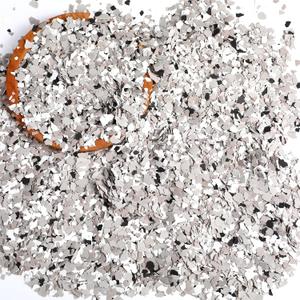 2.5 Kg/ 5.51 lb Blend Decorative Color Chips Epoxy Flakes for Garage Floor Blend Concrete Coatings Paint Chips for Wall Interior Exterior Basement(Black, White, Grey,2-4 mm)