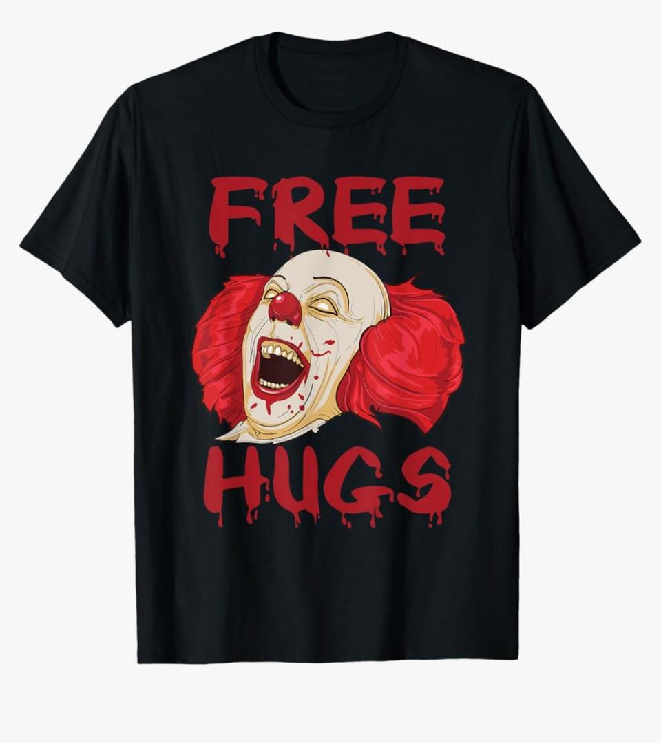 Free Hugs Halloween Evil Killer Scary Clown Horror Gift T-Shirt 4XL Free Hugs Halloween Evil Killer Scary Clown Horror Gift T-Shirt 4XL