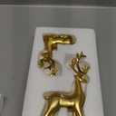 Operitacx 2 Pcs Christmas Reindeer Figurines, Resin Deer Christmas Decor Gold Xmas Elk Statues Sculpture for Home Table Decor Wine Cabinet