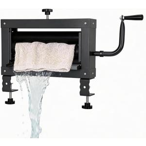 Heavy-Duty Manual Clothes Wringer for RV Camping & Emergency Prep
